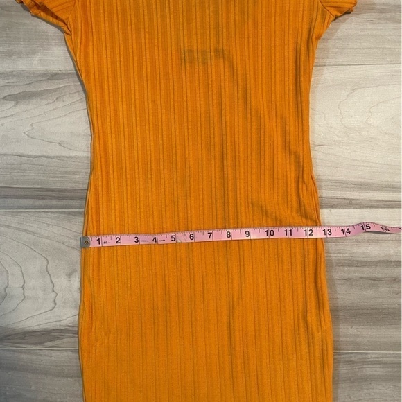Pretty Little Thing-Orange Frill Edge Scoop Back Short Sleeve Bodycon Dress-SZ 6 - Picture 12 of 12